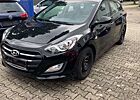 Hyundai i30 cw blue Trend Pdc,Tempomat,USB,AUX,