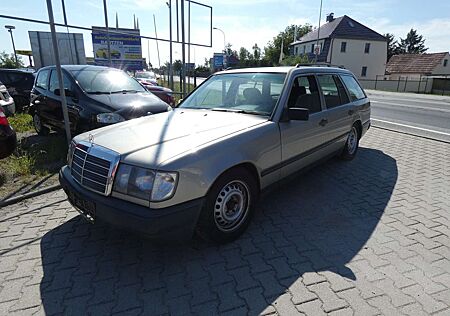 Mercedes-Benz E 230 TE Automatik Klima H Kennzeichen Oldtimer