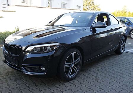 BMW 218 i Coupé Sport Line - LED-Navi-Schiebedach-1H