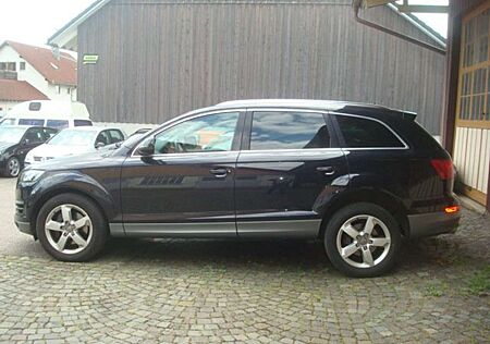 Audi Q7 3.0 TDI clean diesel quattro (176kW) AHK