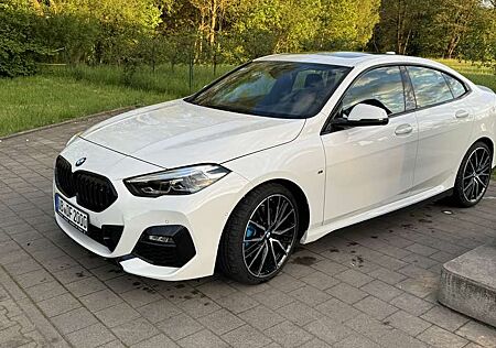 BMW 220 d M Sport Gran. Coupé mit 8 Felgen !
