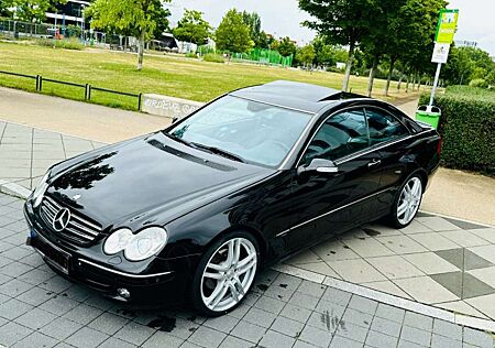 Mercedes-Benz CLK 240 Coupe Avantgarde