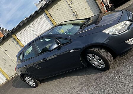 Opel Astra 1.4 ecoFLEX Selection
