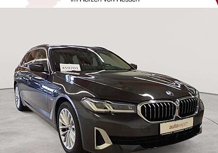 BMW 530e 530 xDrive Touring Aut. Luxury Line