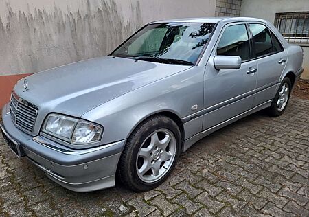 Mercedes-Benz C 240 Elegance
