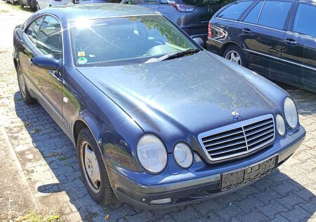 Mercedes-Benz CLK 200 COUPE ELEGANCE *TÜV 6-25* KLIMA AUTOMATIK LEDER