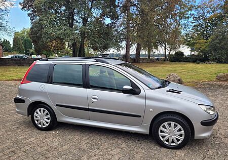 Peugeot 206 Grand Filou Cool*HU/AU 11/2025
