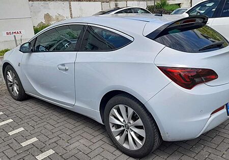 Opel Astra GTC 1.7 CDTI DPF Start/Stop Active