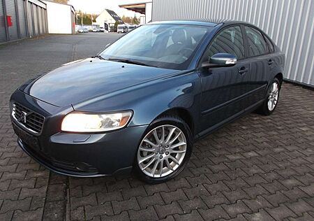 Volvo S40 EDITION.LEDER.17ZOLL.ALU.AHK.MET.PDC.TEMPOM.