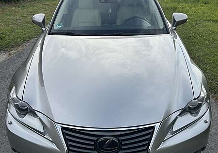 Lexus IS 300 300h Luxury Line 2.Hand