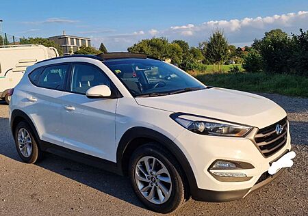 Hyundai Tucson 2.0 CRDi 2WD Trend