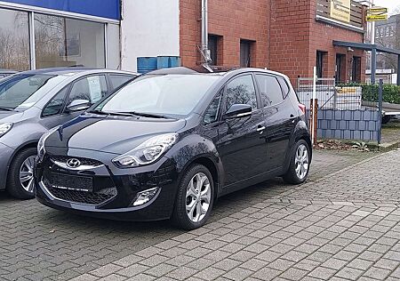 Hyundai ix20 Leder, Sitzhzg, Top-Hifi-Anlage, Kamera, AHK