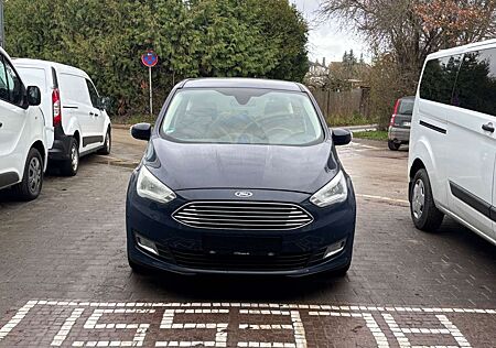 Ford C-Max Titanium