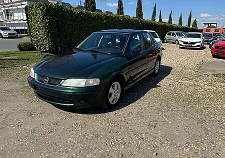 Opel Vectra 1.6 16V Comfort