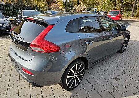 Volvo V40 Momentum