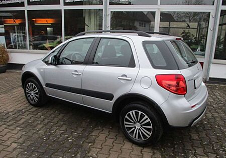 Suzuki SX4 Allrad+Sehr gepflegt+ aus 1.Hand+AHK