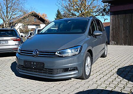 VW Touran Volkswagen Highline/Voll/Standhzg/AHK/Panorama