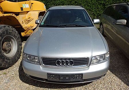 Audi A4 2.4 Avant tiptronic/Euro 4