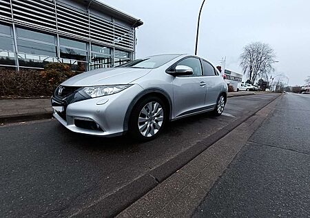Honda Civic 1.8 i-VTEC Lifestyle