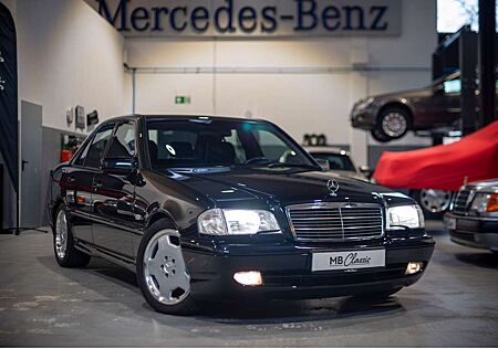 Mercedes-Benz C 43 AMG W202, Designo, V8 im Bestzustand, gute Historie