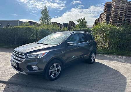 Ford Kuga 2.0 TDCi 4x4 Trend