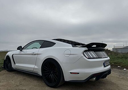 Ford Mustang 5.0 Ti-VCT V8 Aut. GT