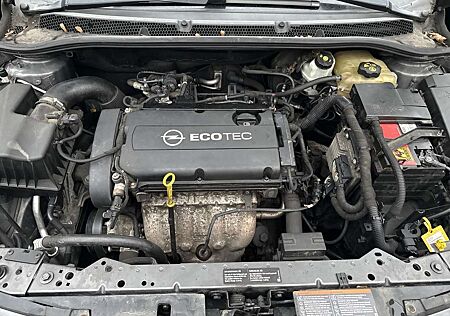 Opel Astra 1.6 Edition