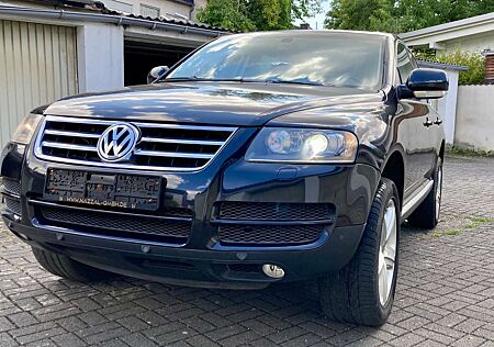 VW Touareg Volkswagen 3.0 V6 TDI DPF Automatik
