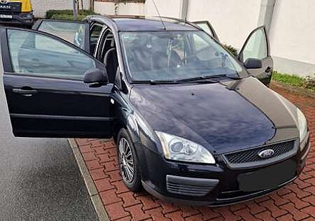 Ford Focus Turnier 1.6 TDCi Ghia