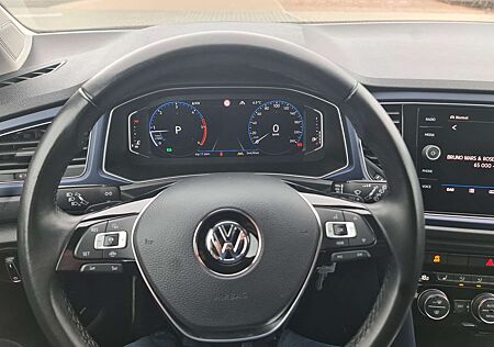 VW T-Roc Volkswagen 2.0 TDI SCR 4MOTION DSG UNITED R Line