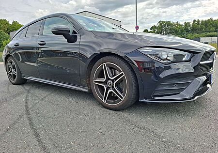 Mercedes-Benz CLA 200 Shooting Brake AMG Line