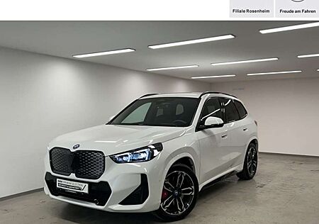 BMW iX1 xDrive30 M Sportpaket Pro Head-Up DAB LED AHK DA K