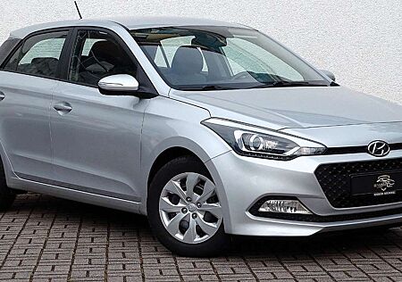 Hyundai i20 1.HAND|Automatik|Tempomat|SHZ|LHZ|USB|PDC|