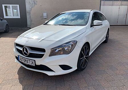 Mercedes-Benz CLA 200 URBAN**AUTOMATIC**18 Zoll