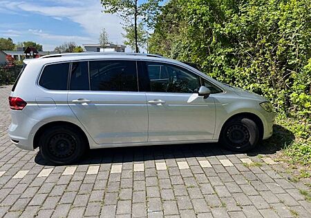 VW Touran Volkswagen 2.0 TDI SCR (BlueMotion Technology)Comfortl