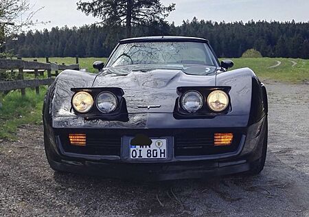 Chevrolet Corvette C3 T-TOP