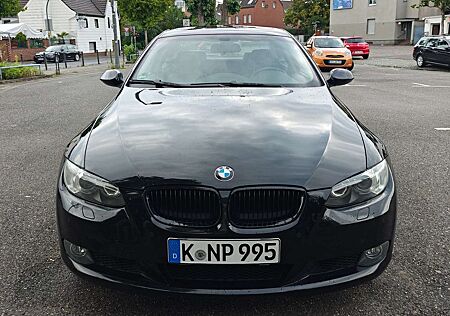 BMW 330xi 330 Coupe Aut.