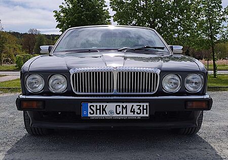 Jaguar Daimler Daimler 4.0