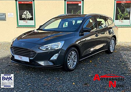 Ford Focus Turnier Titanium Navigation PDC Carplay