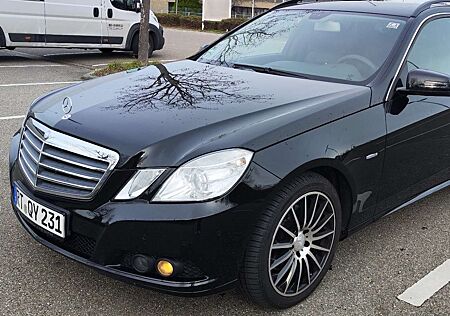 Mercedes-Benz E 350 T CDI DPF 4Matic BlueEFFICIENCY 7G-TRONIC