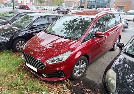 Ford Galaxy Titanium/7Sitzplätze/LED/Navi/8Fach/APP