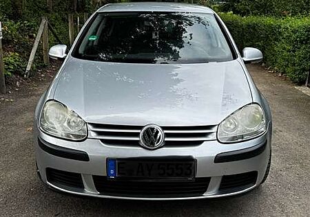 VW Golf Volkswagen 1.9 TDI Trendline