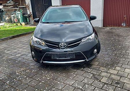 Toyota Auris 1.6 Valvematic Edition