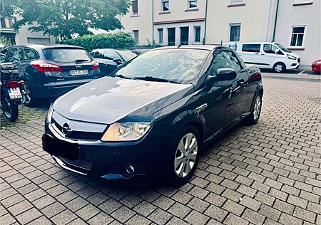 Opel Tigra Twin Top 1.4 Edition