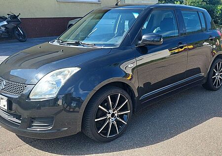 Suzuki Swift 1.3 Club