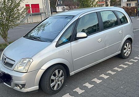 Opel Meriva 1.7 CDTI DPF Edition