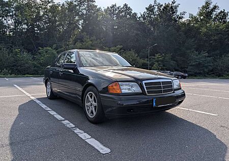 Mercedes-Benz C 180 Esprit