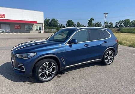 BMW X5 xDrive45e xLine