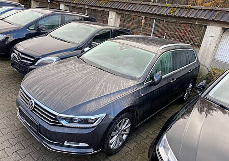 VW Passat Variant Volkswagen 2.0 TDI Highline Scheckheft VOLL Tuv 10/26