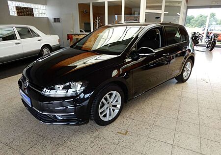VW Golf Volkswagen 1.6 TDI DSG Comfortline Navi , Winterpaket